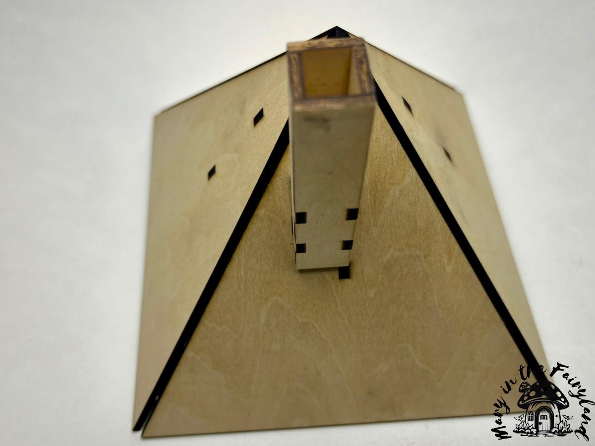 DIY Pyramid Hip Roof for Fairy Houses – Easy to Assemble and Customize