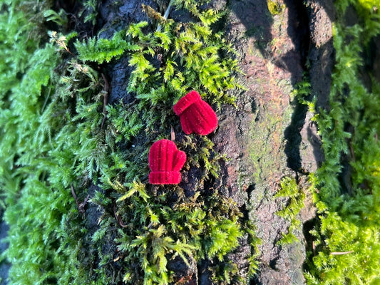 Mini Red Gloves – 1 Pair Burgundy Flocked Gloves