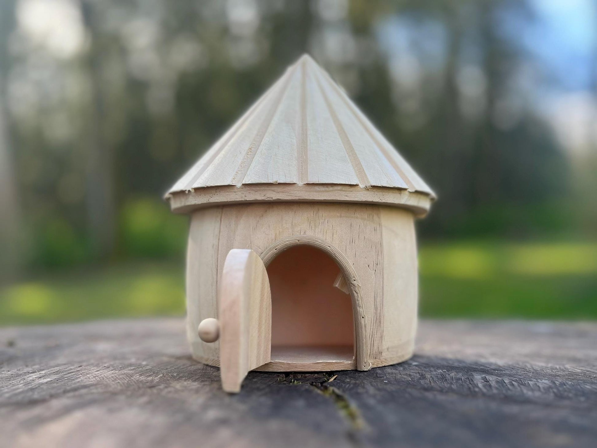 Fairy Garden Wooden Log Cabin – DIY Craftable Decor