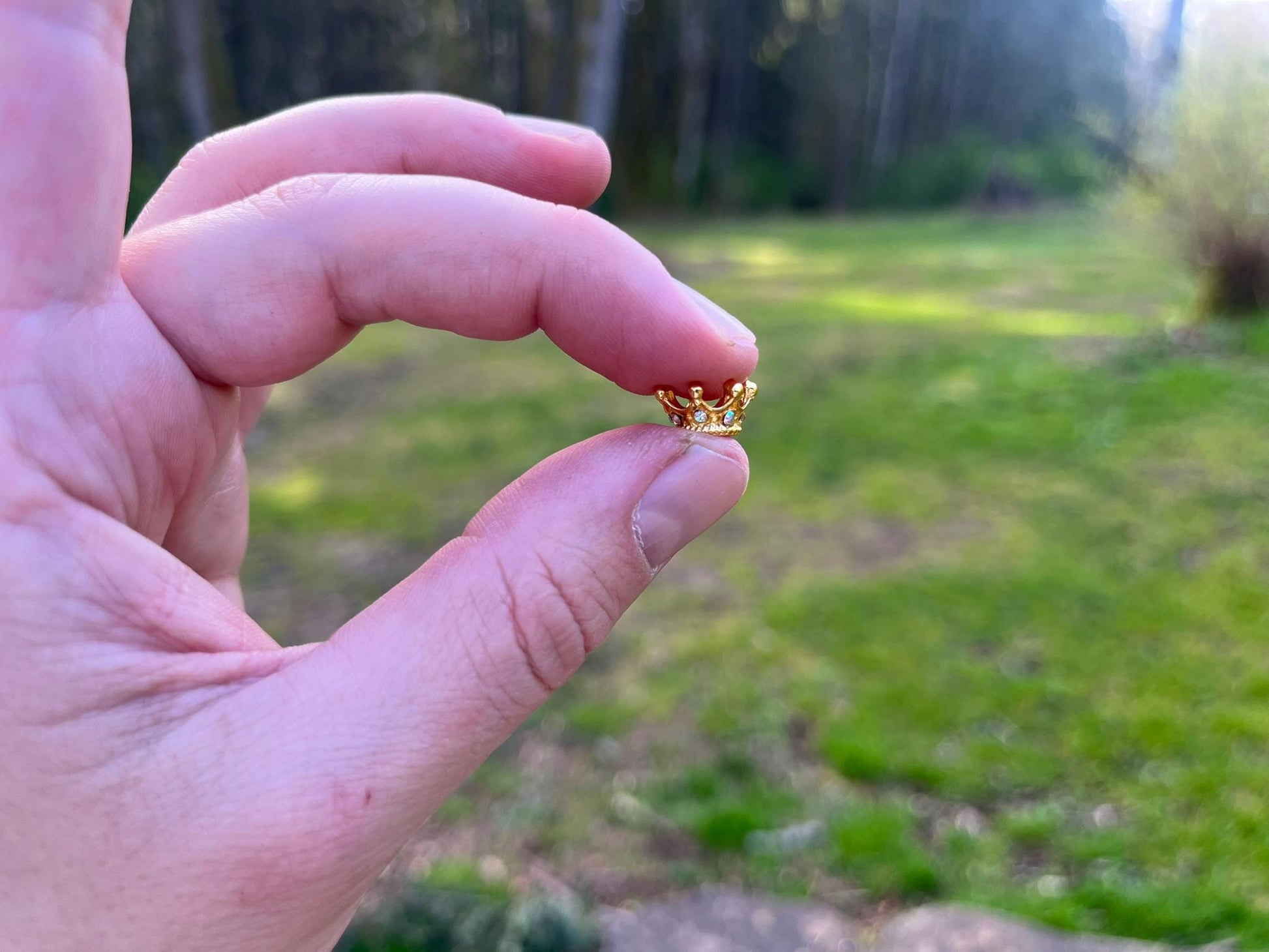 Adorable Golden Fairy Crown with Diamonds