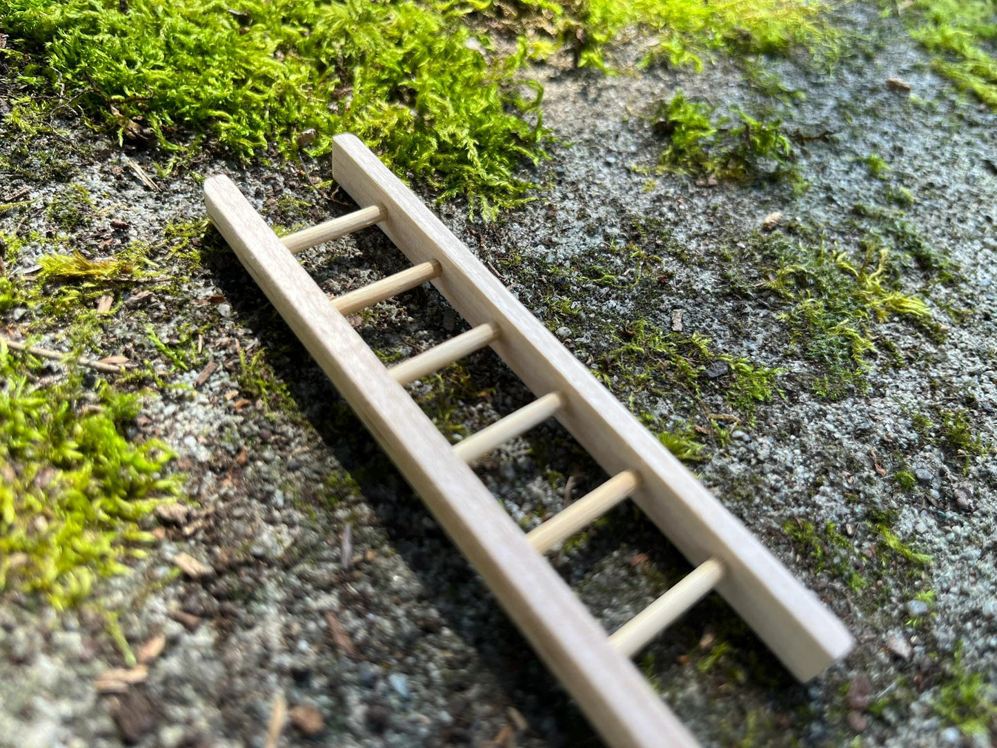 Miniature Fairy Ladder – Natural Wood