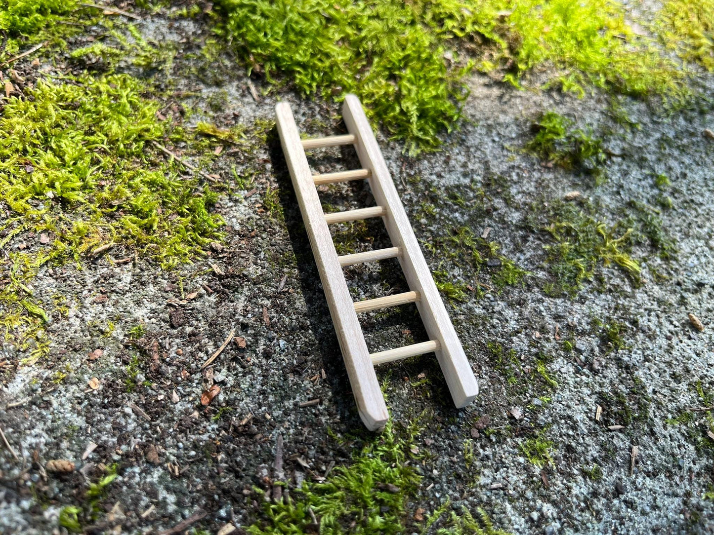 Miniature Fairy Ladder – Natural Wood