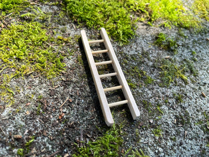Miniature Fairy Ladder – Natural Wood