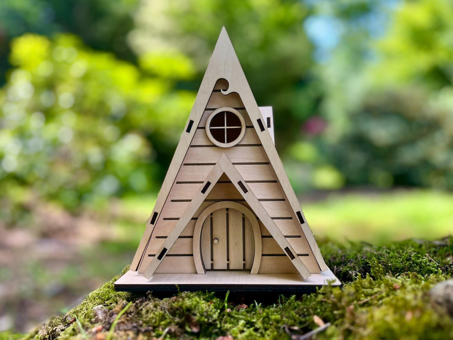 DIY Fairy House Kit with Solar Light - Ava's Wooden Garden Cottage - Build & Paint Craft