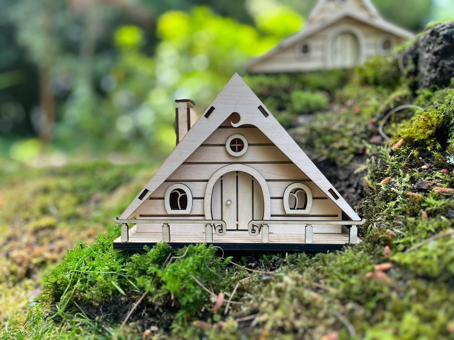 DIY Fairy House Kit with Solar Light - Ellie's Wooden Garden Cottage - Build & Paint Craft