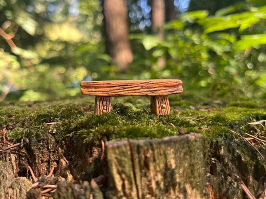 Rustic Mini Resin Bench – Fairy Garden Dollhouse Decor