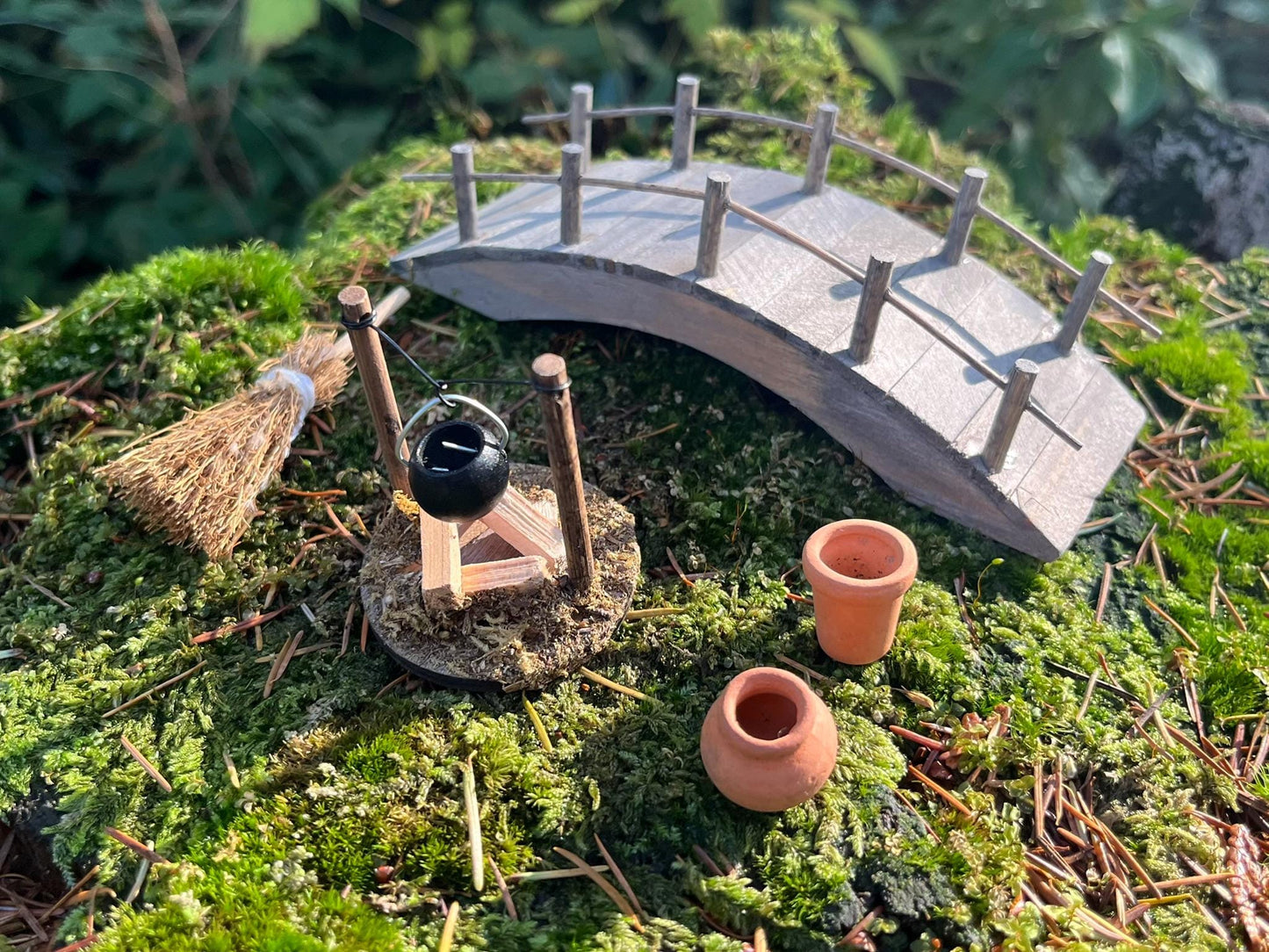 Fairy Garden Starter Set – Wooden Bridge + Mini Fireplace + 2 Tiny Terracotta Pots