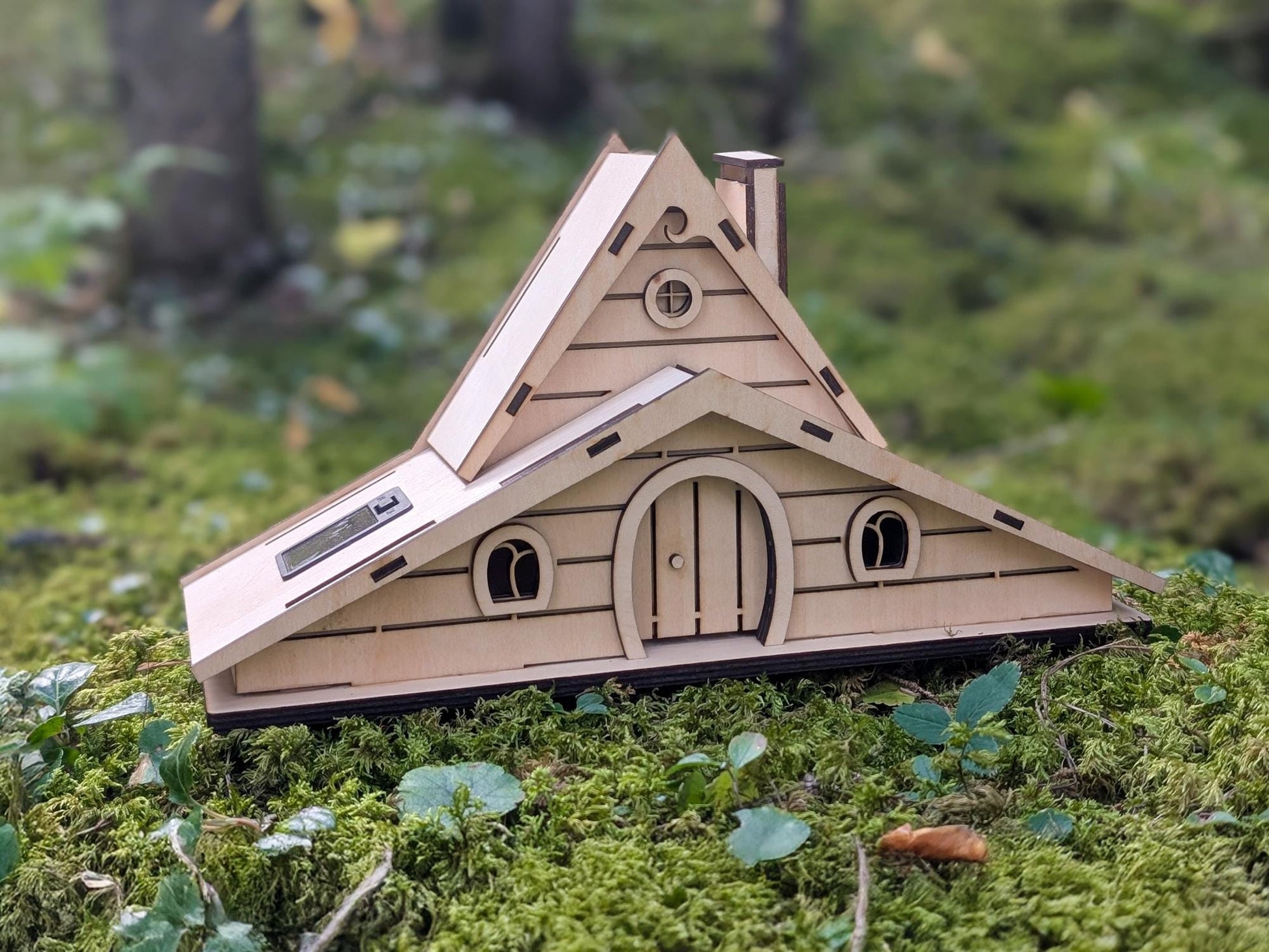 DIY Fairy House Kit - Wooden Fairy Garden House with Solar Roof - Lili
