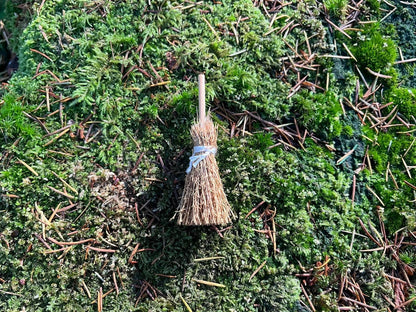 Fairy Garden Gift Set: FairyDoor, Bench, Broom & Watering Can - FREE U.S. Shipping