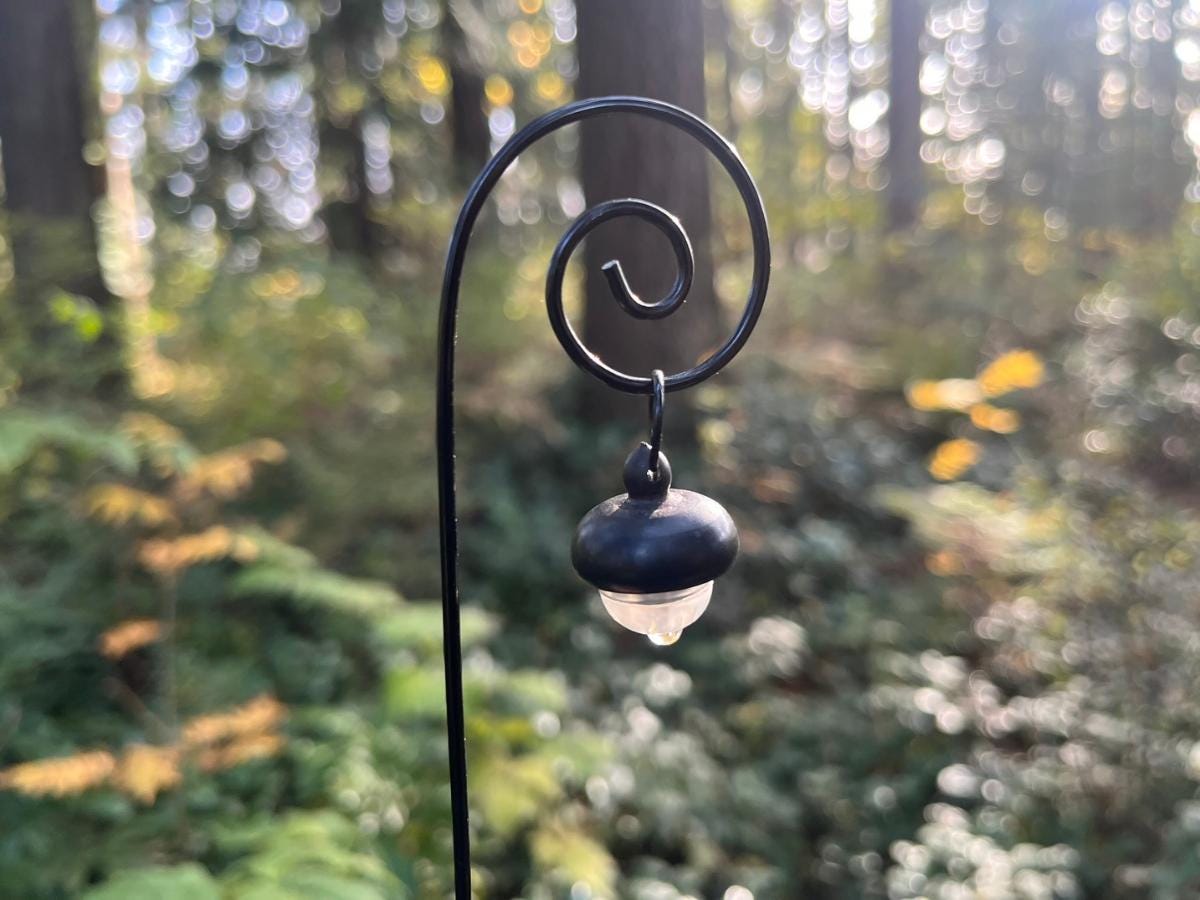 Enchanted Fairy Lantern with Wooden Acorn Cap – Magical Glow for Your Fairy Village