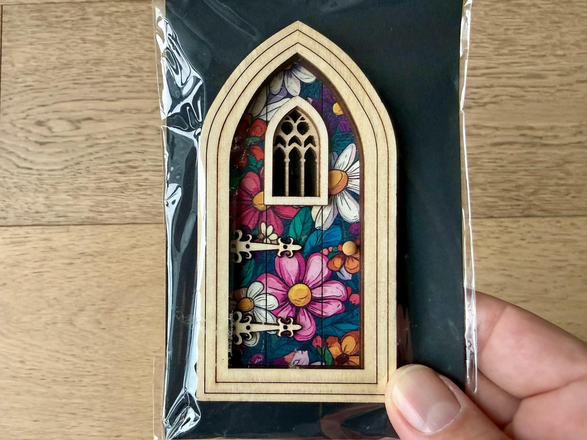 Gothic Fairy Door with Delicate Pattern – Outdoor-Ready Miniature for Fairy Gardens & Decor