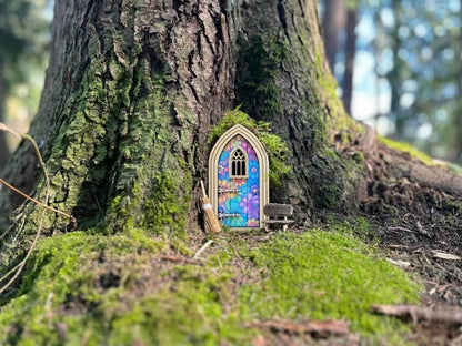 Gothic Fairy Door with Delicate Pattern – Outdoor-Ready Miniature for Fairy Gardens & Decor