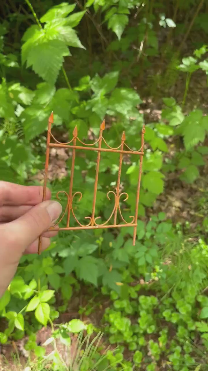 Rustic Tin Picket Fence - Charming Fairy Garden Decor